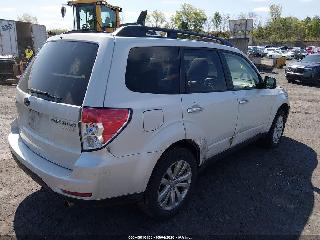 JF2SHACC5DH442228 2013 SUBARU FORESTER photo no. 4