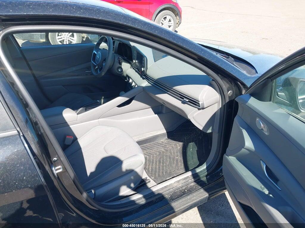 KMHLL4AG8PU595668 2023 HYUNDAI ELANTRA photo no. 5