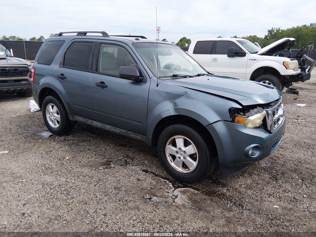 1FMCU0DG8BKB85426 2011 FORD ESCAPE photo no. 1