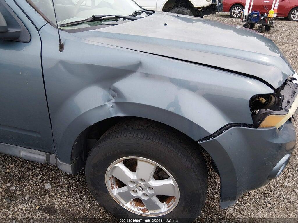 1FMCU0DG8BKB85426 2011 FORD ESCAPE photo no. 12