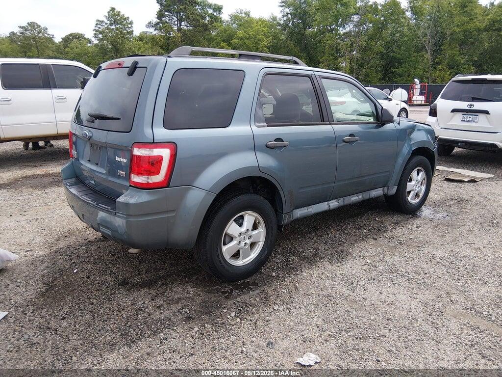 1FMCU0DG8BKB85426 2011 FORD ESCAPE photo no. 4
