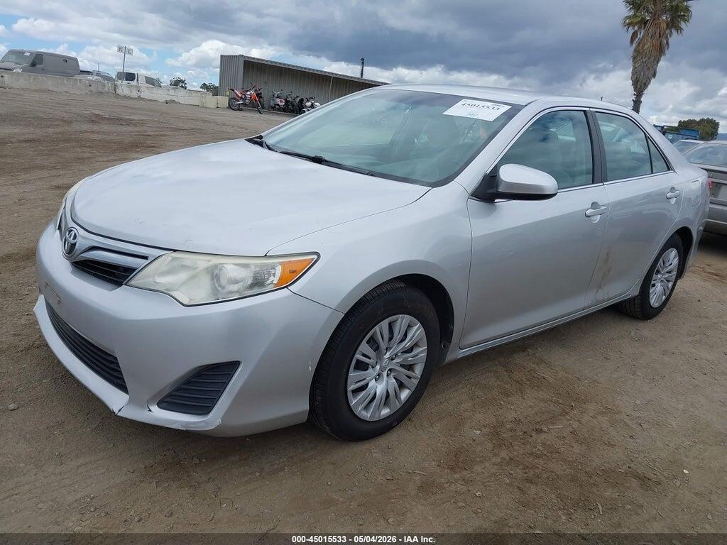 4T4BF1FK7CR256642 2012 TOYOTA CAMRY photo no. 2