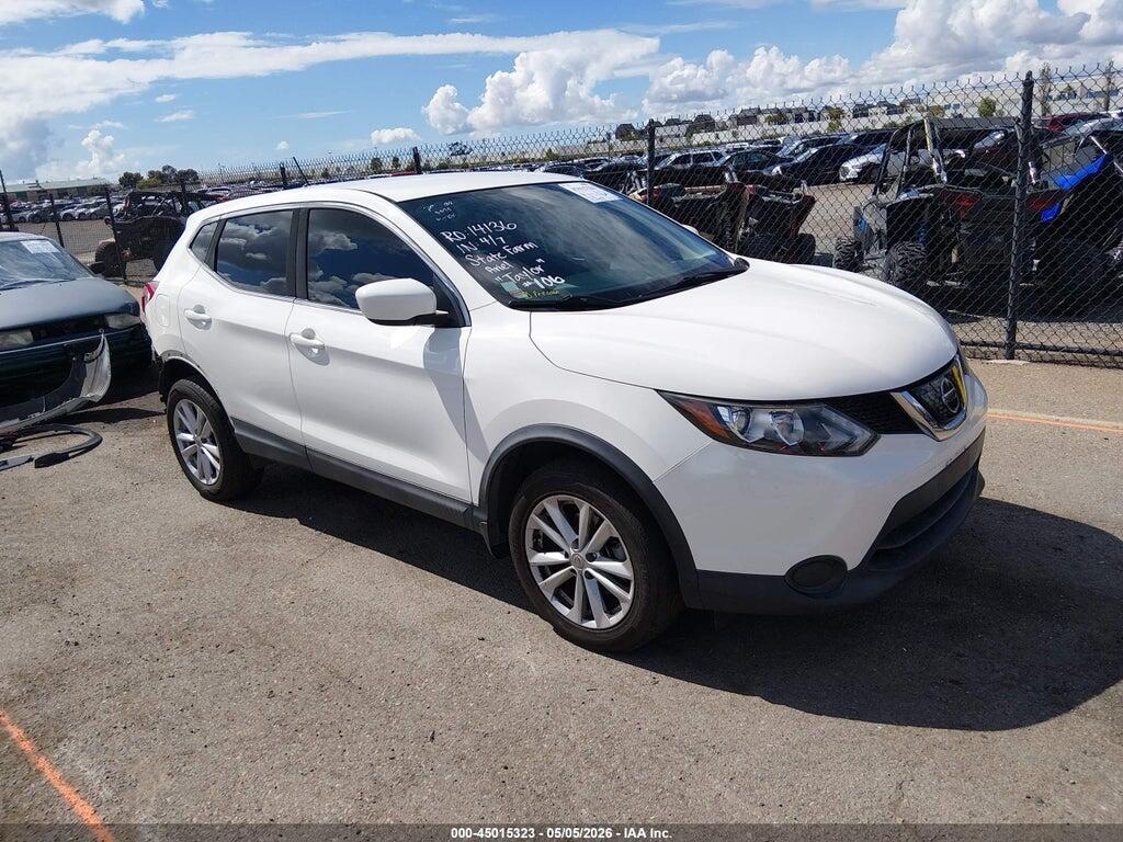 JN1BJ1CP0JW153399 2018 NISSAN ROGUE SPORT photo no. 1