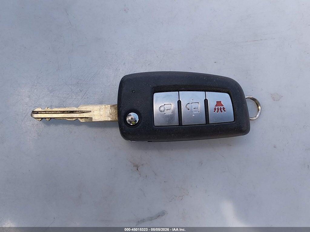 JN1BJ1CP0JW153399 2018 NISSAN ROGUE SPORT photo no. 11