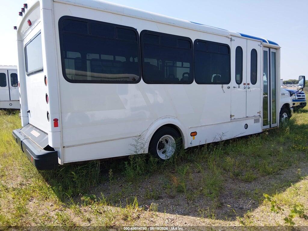 1FDFE4FSXHDC78805 2017 FORD E-450 CUTAWAY photo no. 4