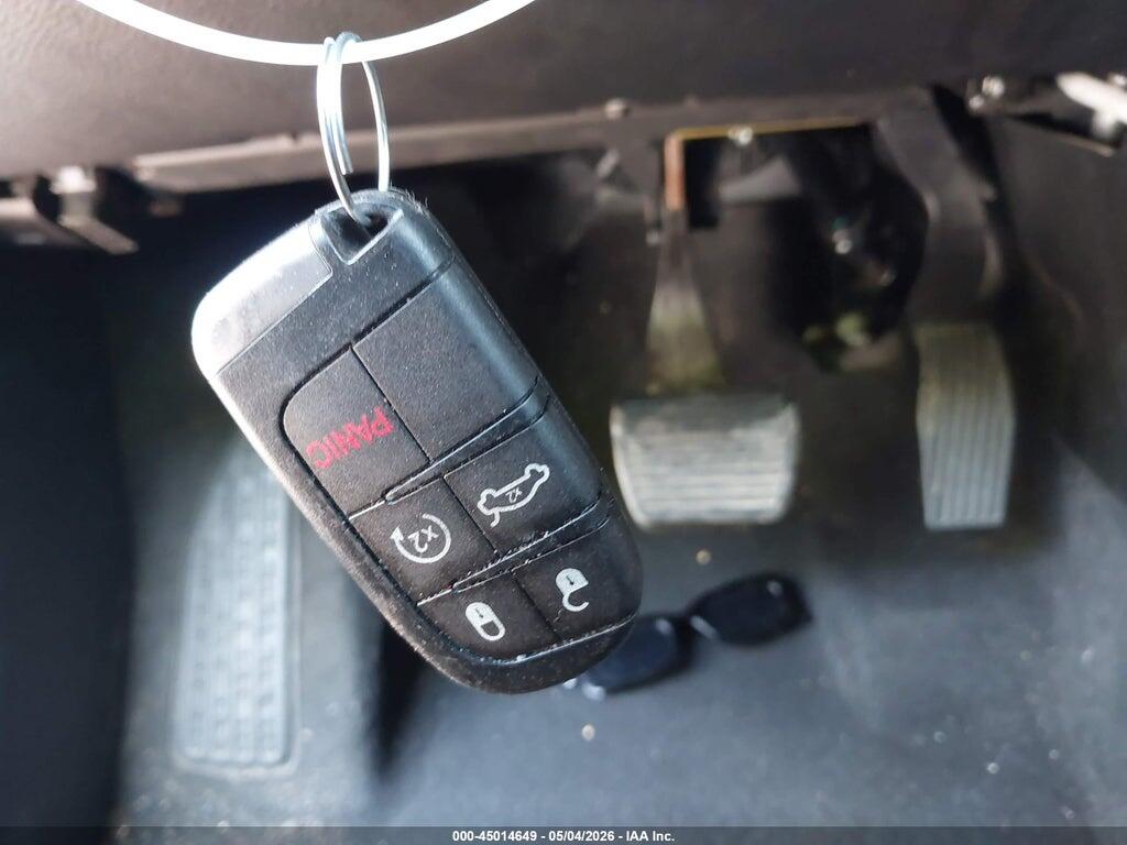 3C4NJDFB0NT180951 2022 JEEP COMPASS photo no. 11