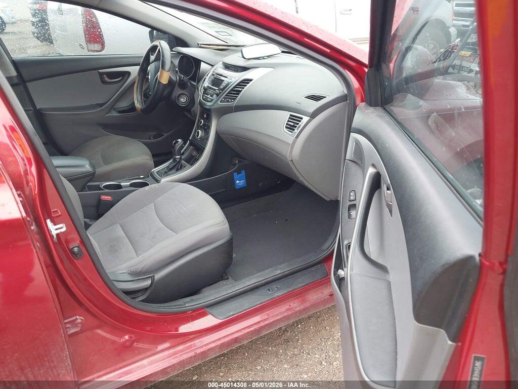 5NPDH4AE8EH546843 2014 HYUNDAI ELANTRA photo no. 5