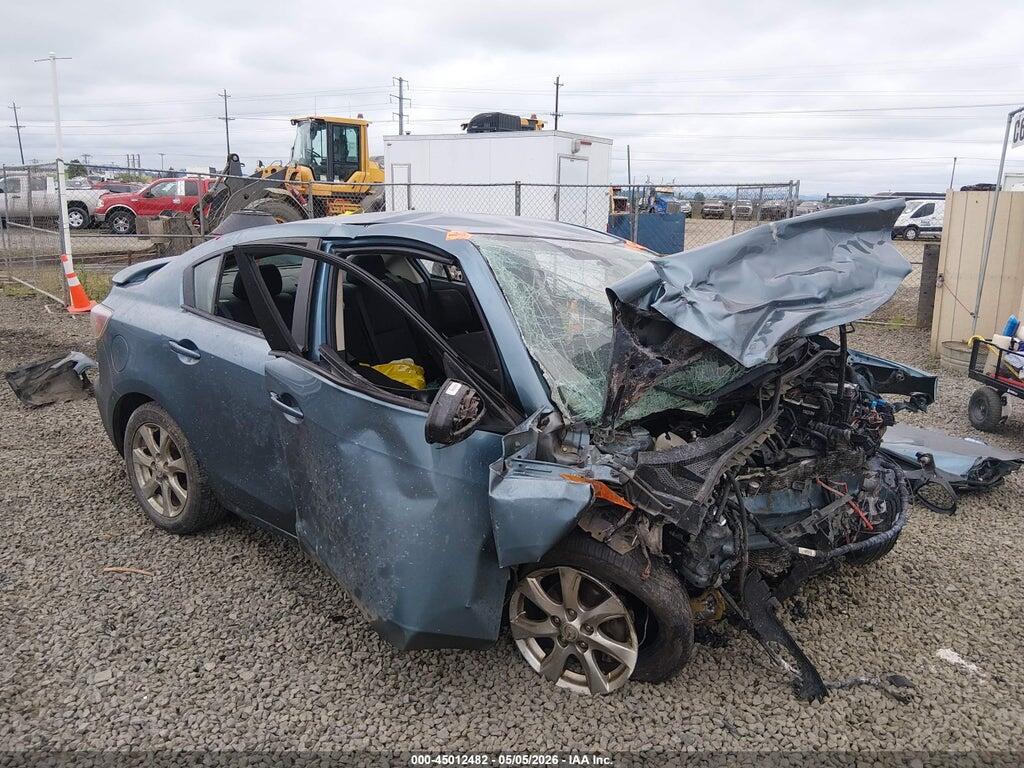 JM1BL1VG8B1484797 2011 MAZDA MAZDA3 photo no. 1