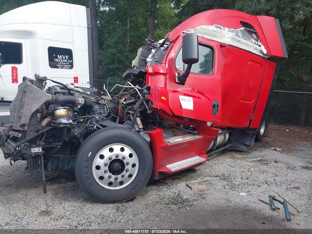 3AKJGLD52ESFP5715 2014 FREIGHTLINER CASCADIA 125 photo no. 2