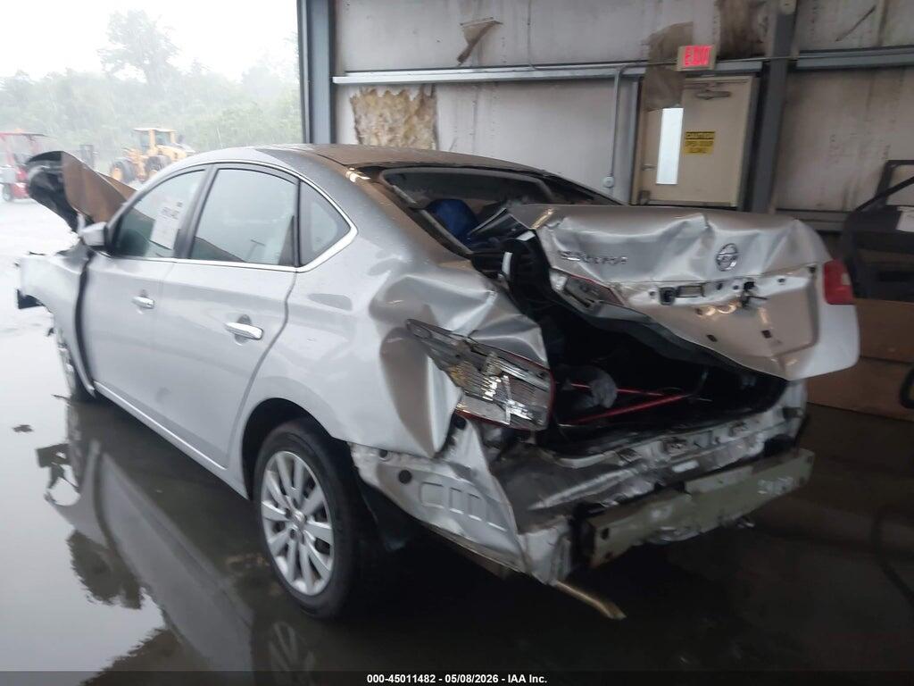 3N1AB7AP3JY291879 2018 NISSAN SENTRA photo no. 3