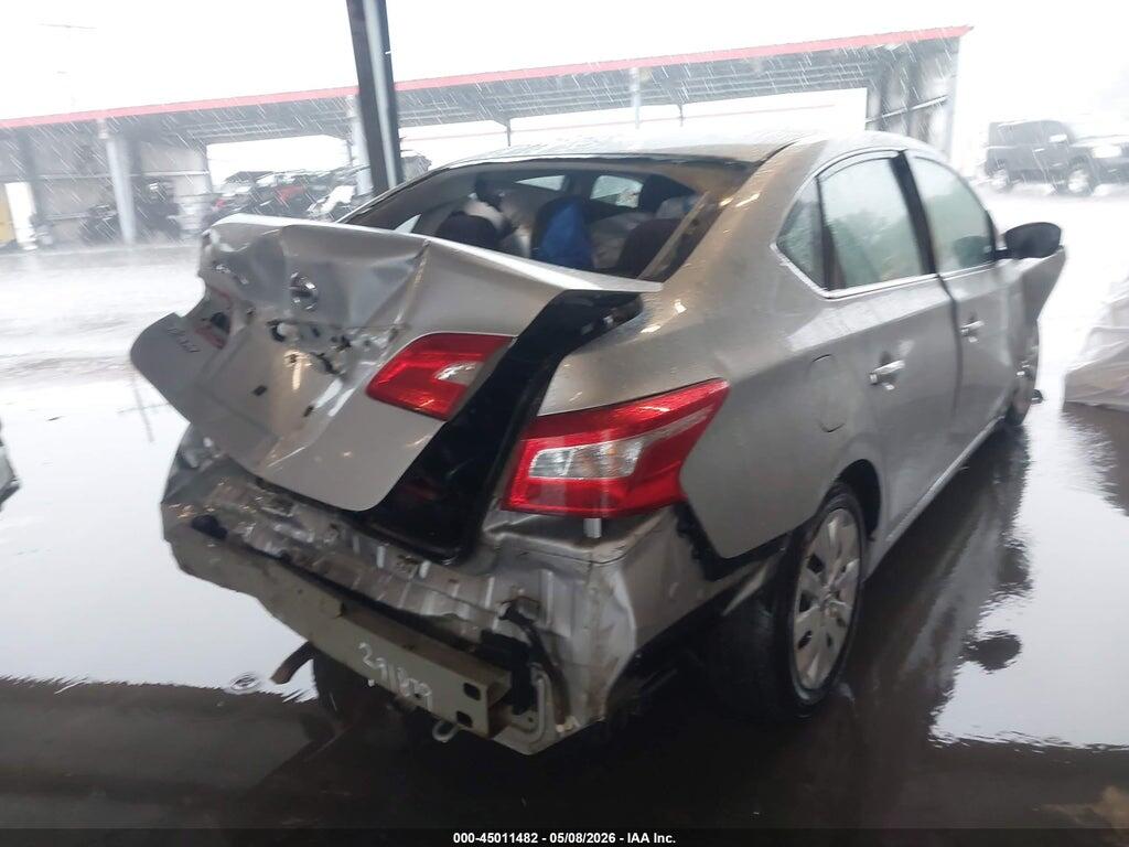 3N1AB7AP3JY291879 2018 NISSAN SENTRA photo no. 4