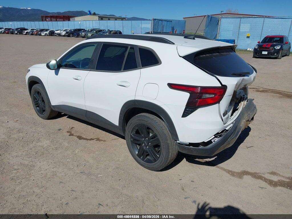 KL77LKEP5SC215878 2025 CHEVROLET TRAX photo no. 3