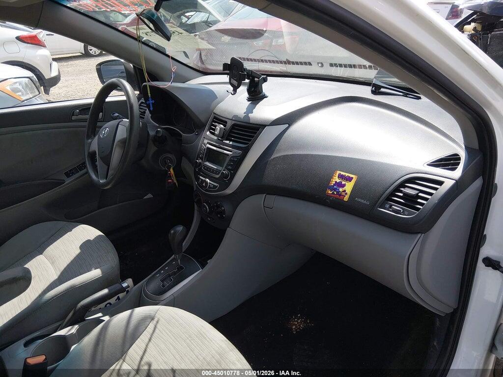 KMHCT4AE2HU237692 2017 HYUNDAI ACCENT photo no. 5