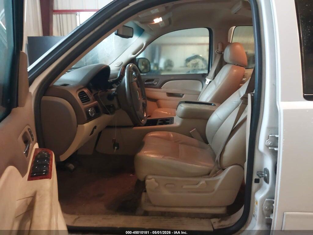 1GNSCJE08DR297798 2013 CHEVROLET SUBURBAN 1500 photo no. 5