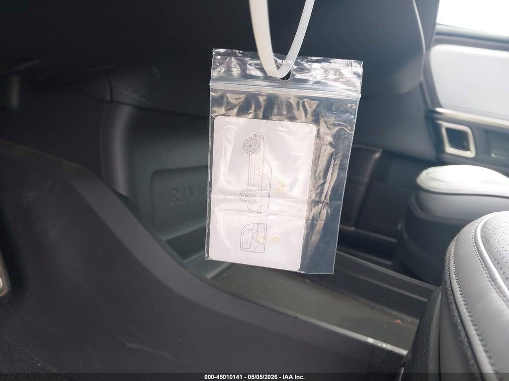 7PDSGABL7PN007583 2023 RIVIAN R1S photo no. 11