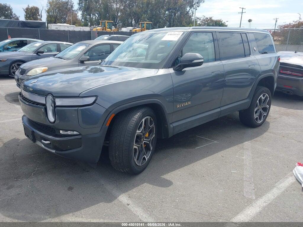 7PDSGABL7PN007583 2023 RIVIAN R1S photo no. 2