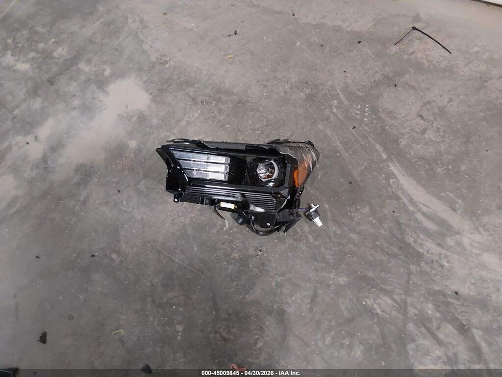 JTEVA5BR3S5049691 2025 TOYOTA 4RUNNER photo no. 12