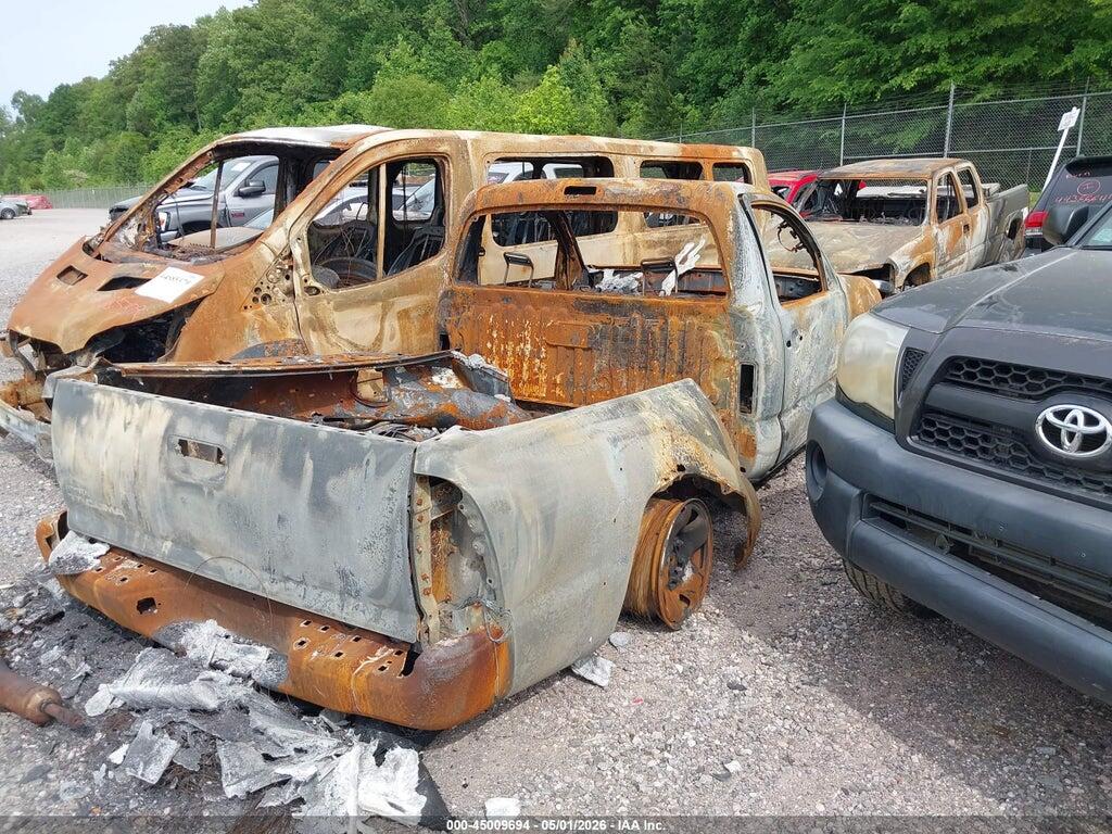 5TEPX4EN1AZ715196 2010 TOYOTA TACOMA photo no. 4