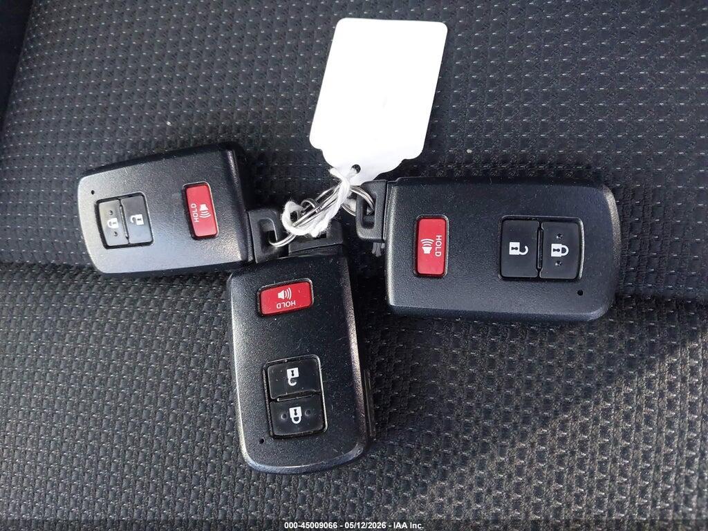 JTMRJREV4JD248324 2018 TOYOTA RAV4 HYBRID photo no. 11