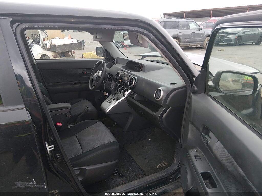 JTLZE4FE7CJ024947 2012 SCION XB photo no. 5