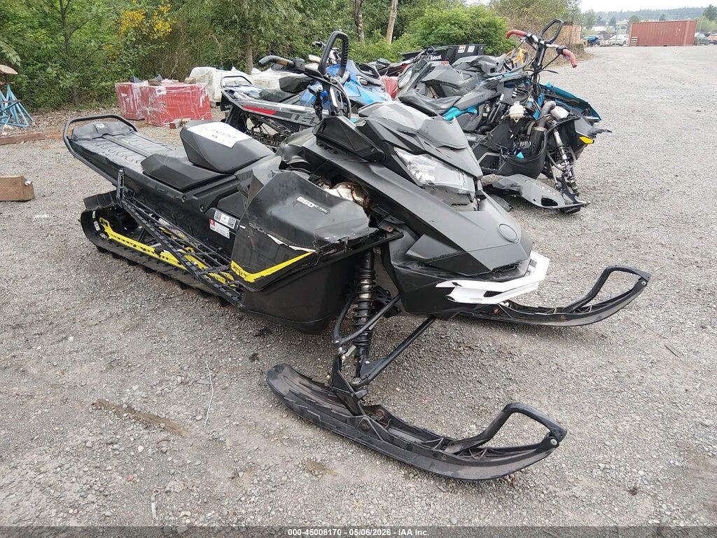 2BPSTSNB0NV000333 2022 SKI-DOO SUMMIT 850 E-TEC photo no. 1