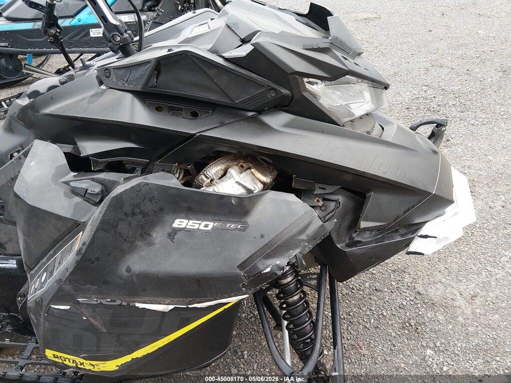 2BPSTSNB0NV000333 2022 SKI-DOO SUMMIT 850 E-TEC photo no. 10