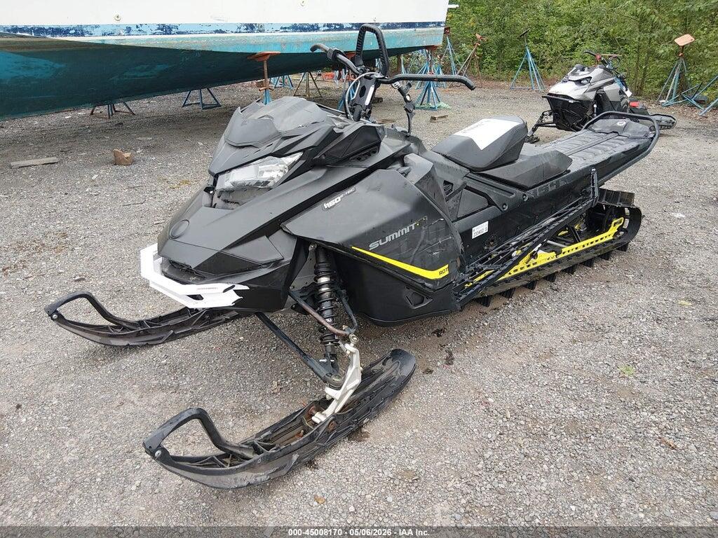 2BPSTSNB0NV000333 2022 SKI-DOO SUMMIT 850 E-TEC photo no. 2