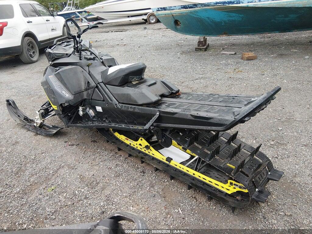 2BPSTSNB0NV000333 2022 SKI-DOO SUMMIT 850 E-TEC photo no. 3