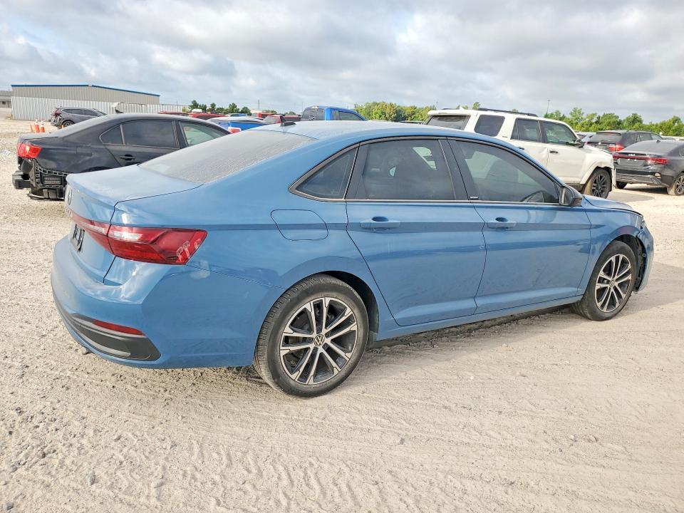2025 VOLKSWAGEN JETTA SPORT — Фото 3 из 12