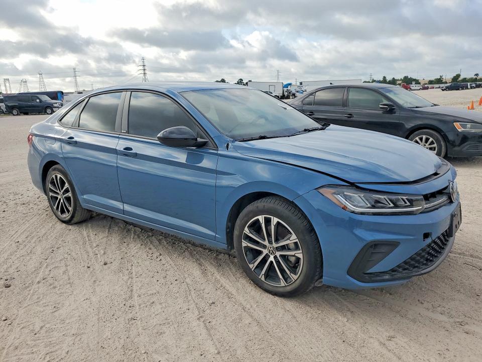 2025 VOLKSWAGEN JETTA SPORT — Фото 4 из 12