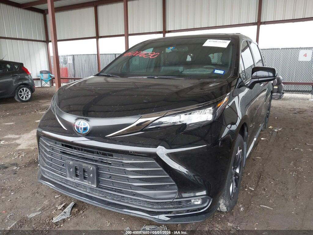 5TDCSKFC5RS113067 2024 TOYOTA SIENNA photo no. 2