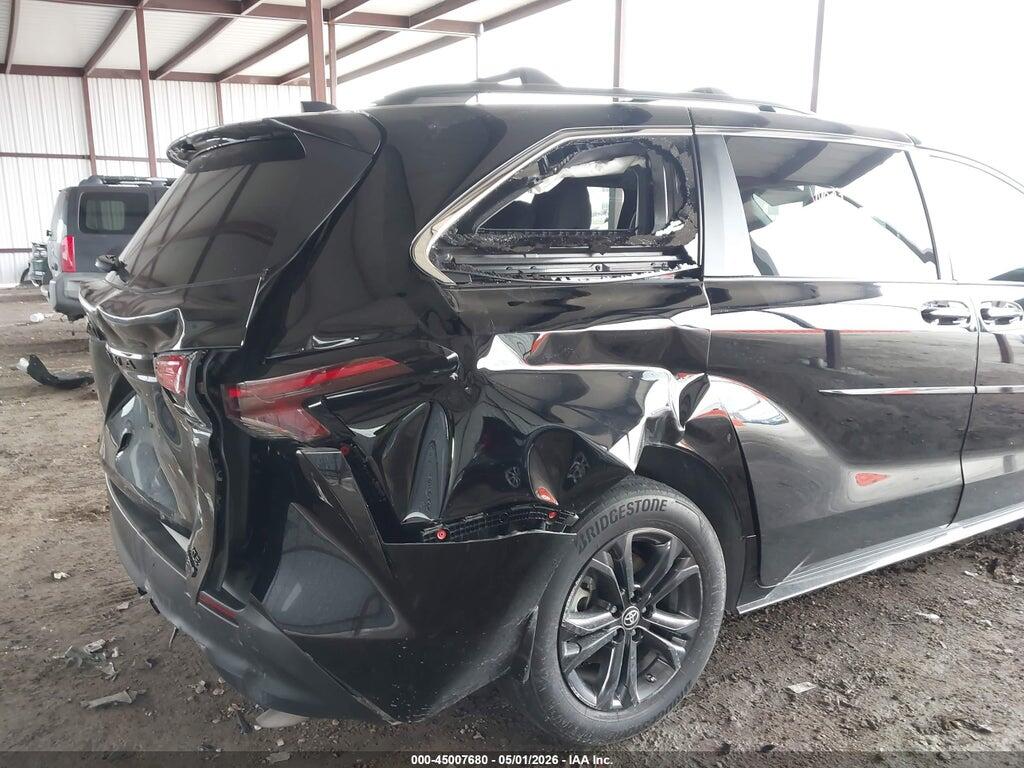 5TDCSKFC5RS113067 2024 TOYOTA SIENNA photo no. 6