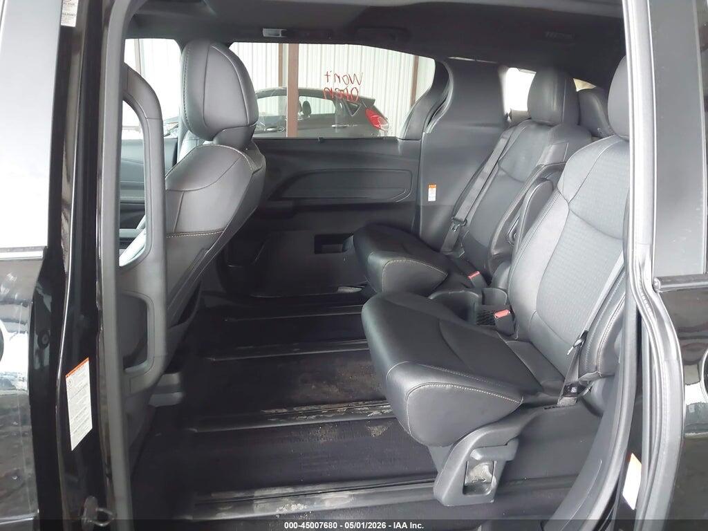 5TDCSKFC5RS113067 2024 TOYOTA SIENNA photo no. 8
