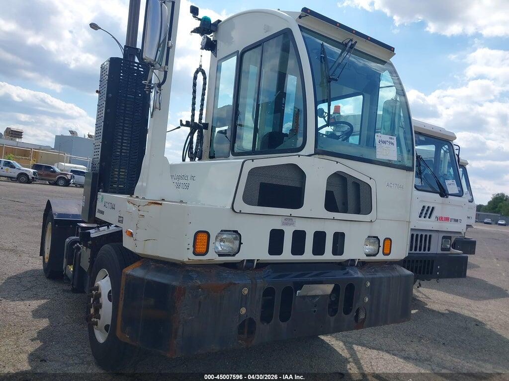2018 AUTOCAR LLC XSPOTTER-ON 516H4GFD6JH226356