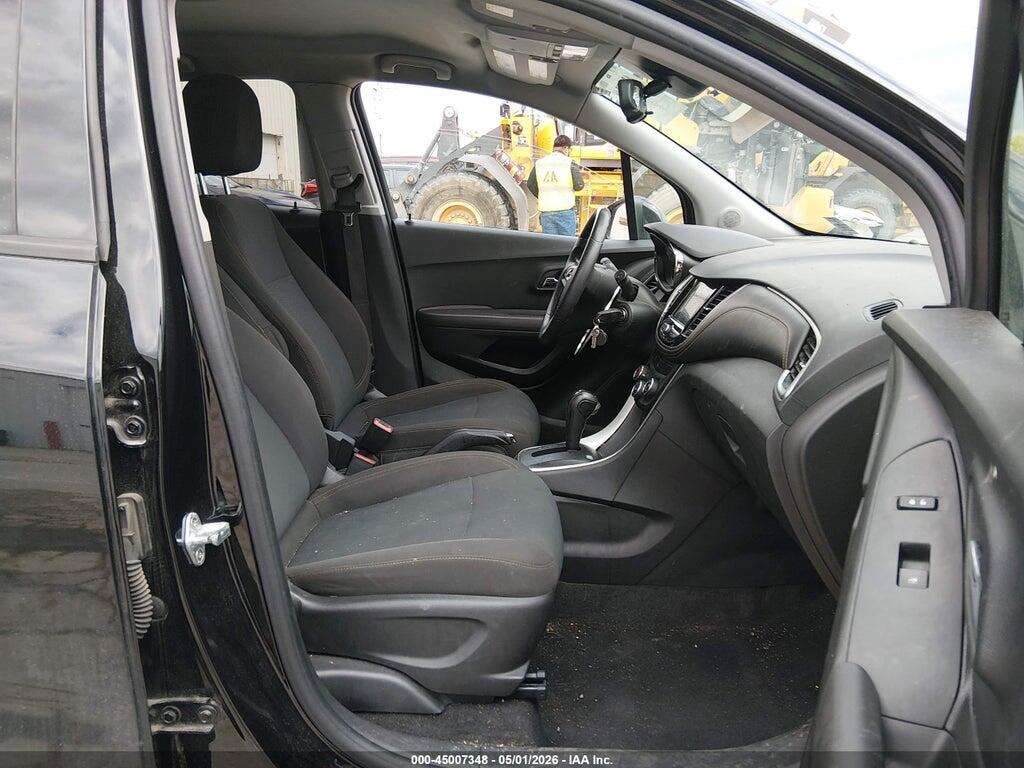 KL7CJKSB1LB090205 2020 CHEVROLET TRAX photo no. 5