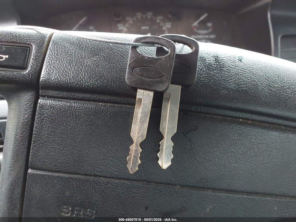 1FTDF15Y8SLA15481 1995 FORD F150 photo no. 11