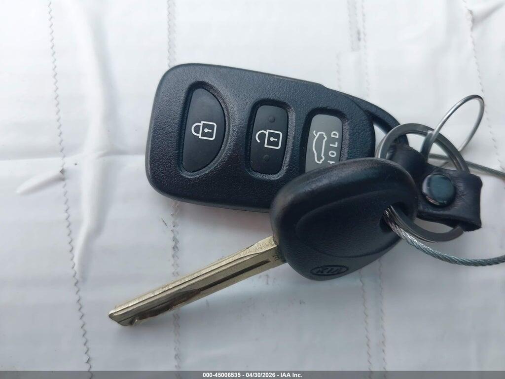 KNAGM4A73D5371567 2013 KIA OPTIMA photo no. 11