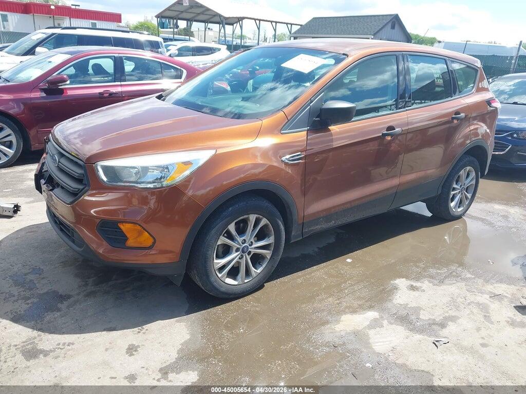 1FMCU0F74HUD91322 2017 FORD ESCAPE photo no. 2