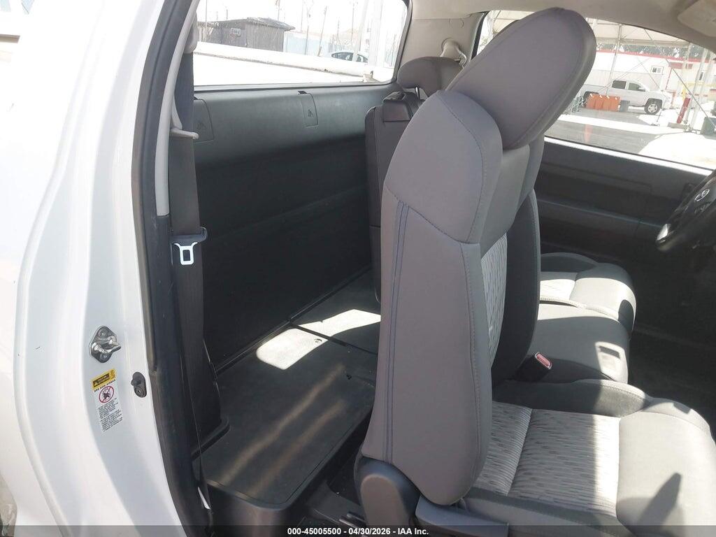 5TFNY5F15HX212715 2017 TOYOTA TUNDRA photo no. 8