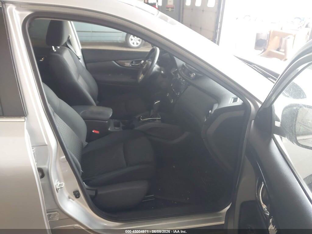 KNMAT2MV9JP529551 2018 NISSAN ROGUE photo no. 5