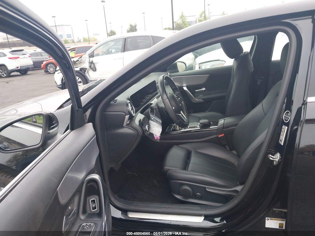 W1K3G4EB0NJ356286 2022 MERCEDES-BENZ A 220 photo no. 5
