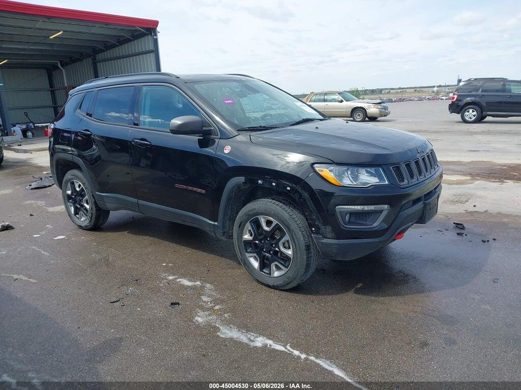 3C4NJDDB0JT210740 2018 JEEP COMPASS photo no. 1