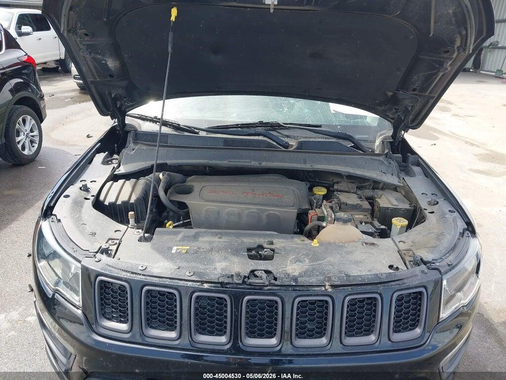 3C4NJDDB0JT210740 2018 JEEP COMPASS photo no. 10