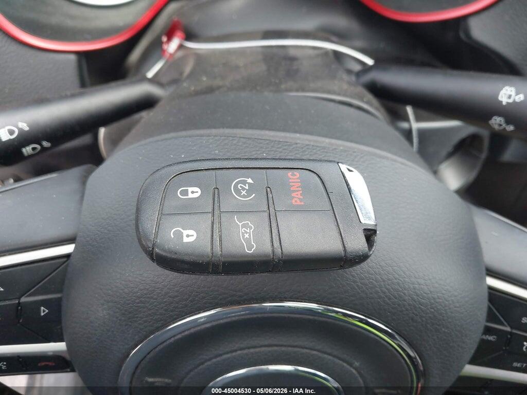 3C4NJDDB0JT210740 2018 JEEP COMPASS photo no. 11