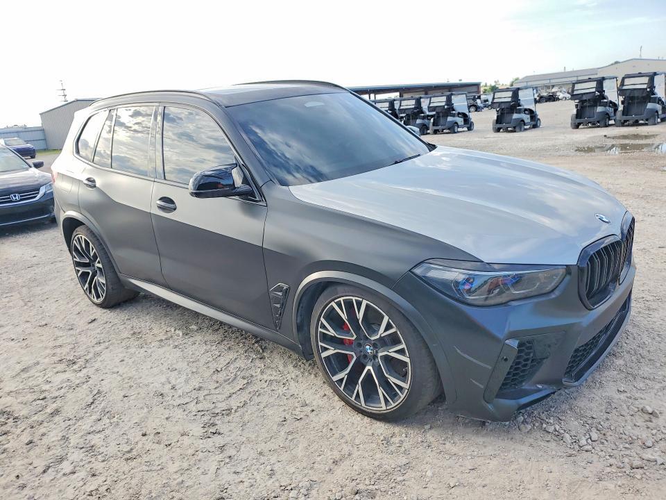 2022 BMW X5 M — Фото 4 из 13