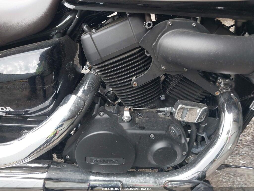 JH2RC5089RK200384 2024 HONDA VT750 photo no. 8