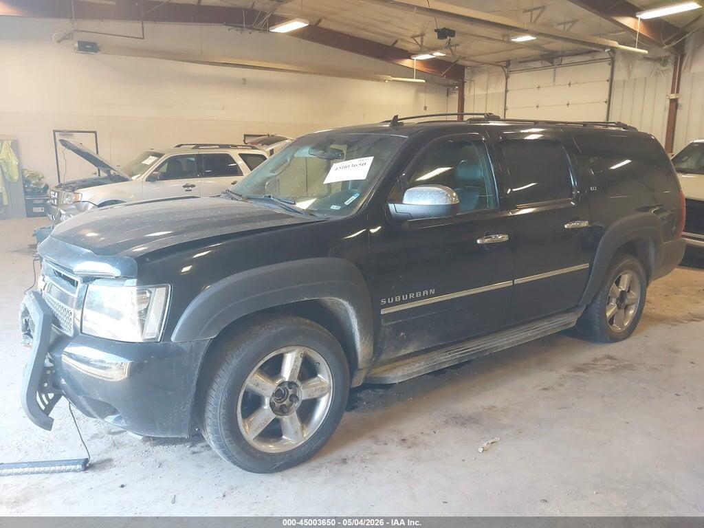 1GNSKKE73DR112403 2013 CHEVROLET SUBURBAN 1500 photo no. 2