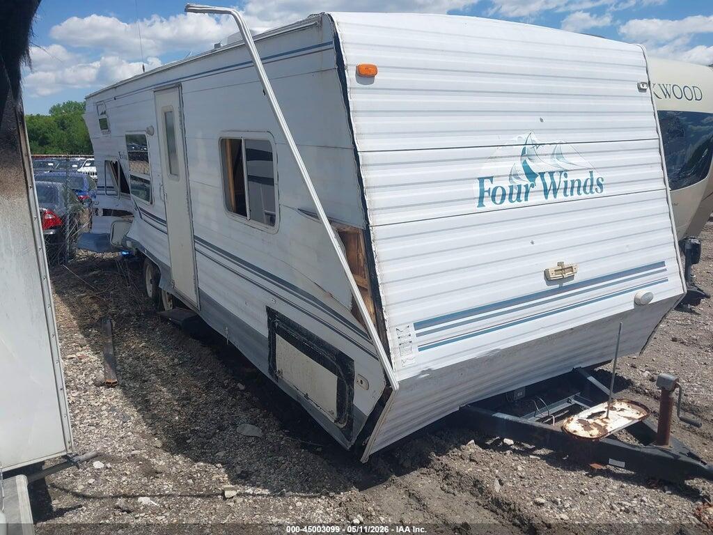 47CT1FN294M415533 2004 FOUR WINDS LITE SERIES photo no. 1