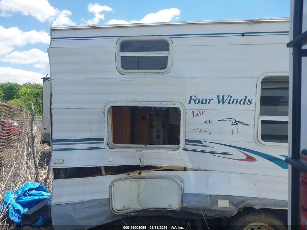 47CT1FN294M415533 2004 FOUR WINDS LITE SERIES photo no. 6