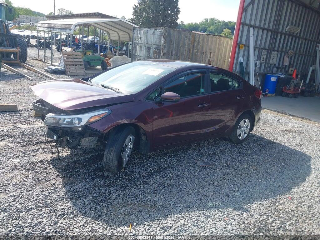3KPFK4A76JE281768 2018 KIA FORTE photo no. 2